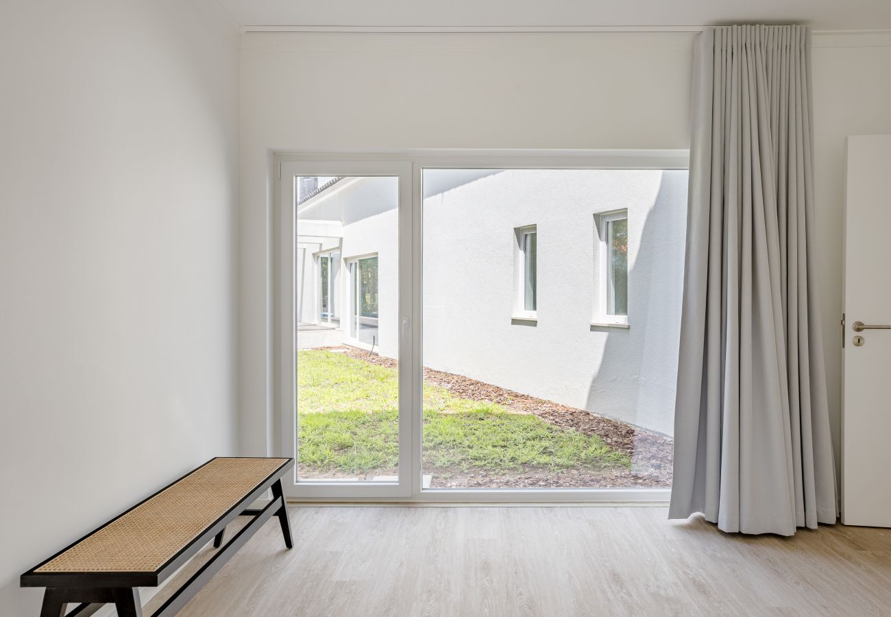 Villa em Aroeira - AROEIRA MODERN GRAND VILLA WITH POOL by Homing