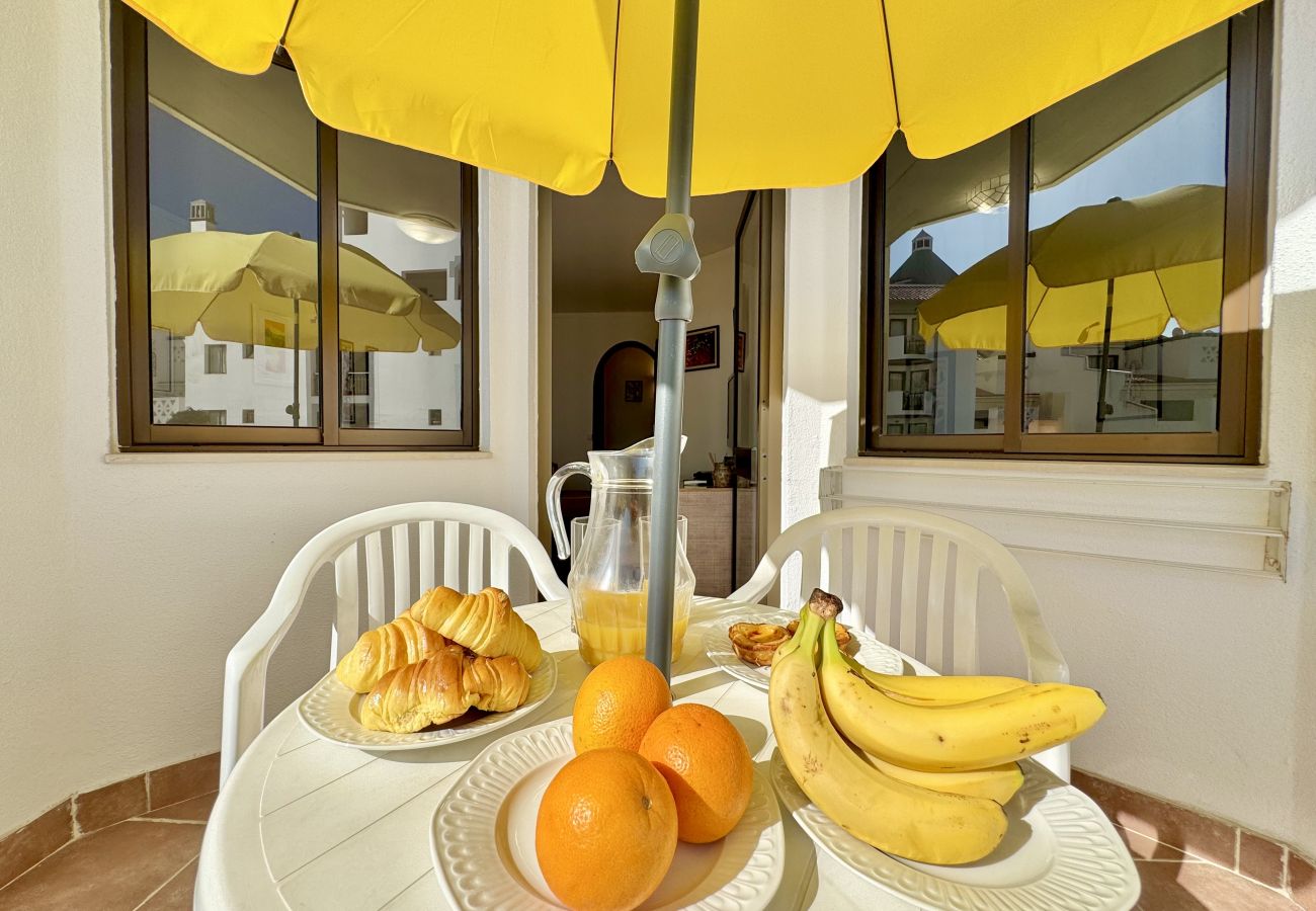 Apartamento em Vilamoura - VILAMOURA CENTRAL 12 WITH POOL by HOMING