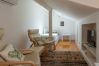 Apartamento em Lisboa - BAIRRO ALTO TINY STUDIO by Homing Apartamento em Lisboa - BAIRRO ALTO TINY STUDIO by Homing