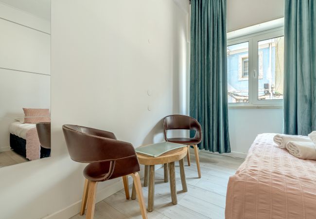 Quarto em Lisboa - ESTRELA HOUSE II by HOMING Quarto em Lisboa - ESTRELA HOUSE II by HOMING