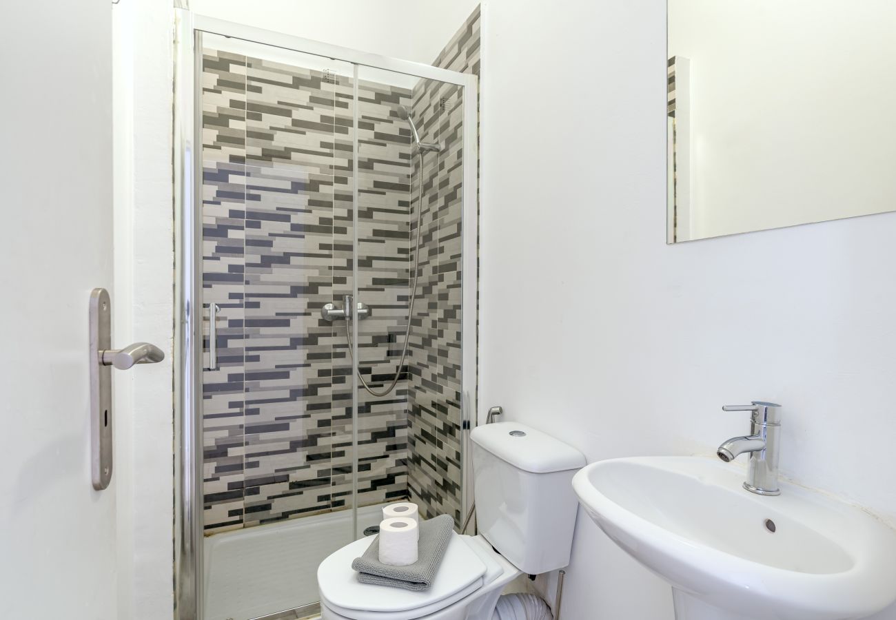 Quarto em Lisboa - ESTRELA HOUSE II by HOMING