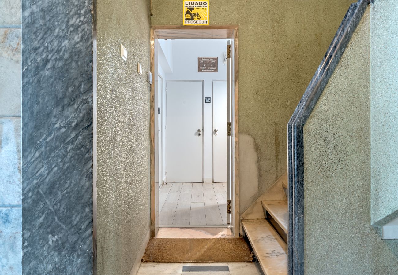 Quarto em Lisboa - ESTRELA HOUSE IV by Homing