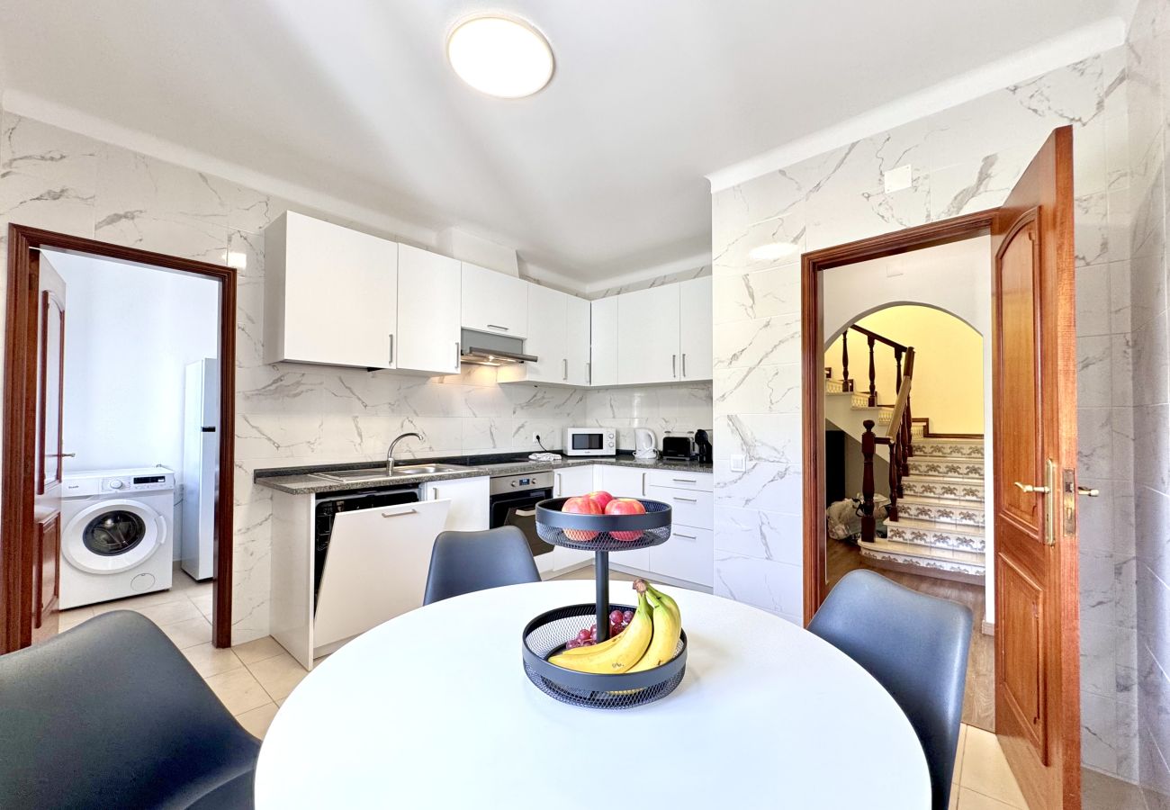 Apartamento em Albufeira - ALBUFEIRA SUMMER VILLA 3 WITH POOL by HOMING