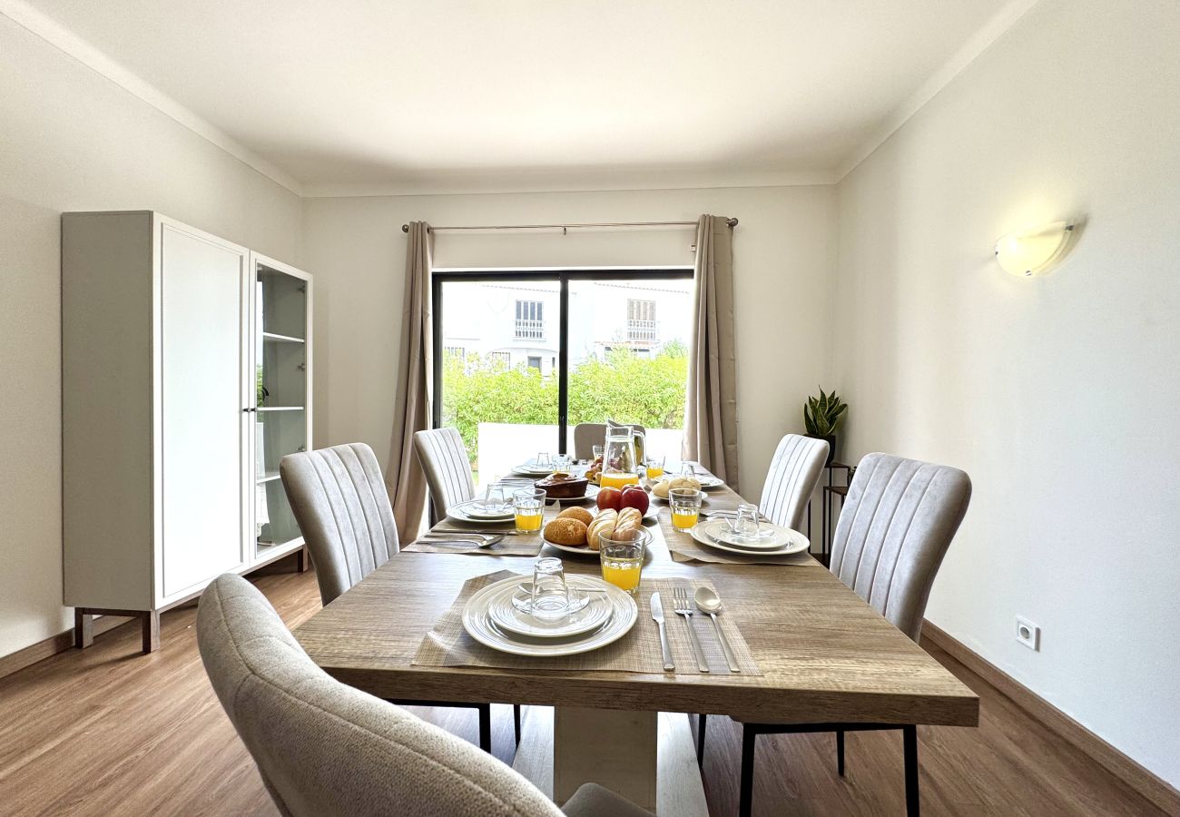 Apartamento em Albufeira - ALBUFEIRA SUMMER VILLA 3 WITH POOL by HOMING