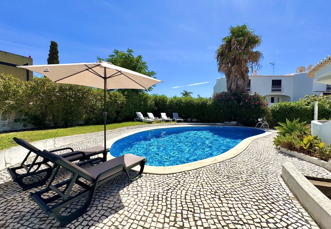 Apartamento em Albufeira - ALBUFEIRA SUMMER VILLA 3 WITH POOL by HOMING