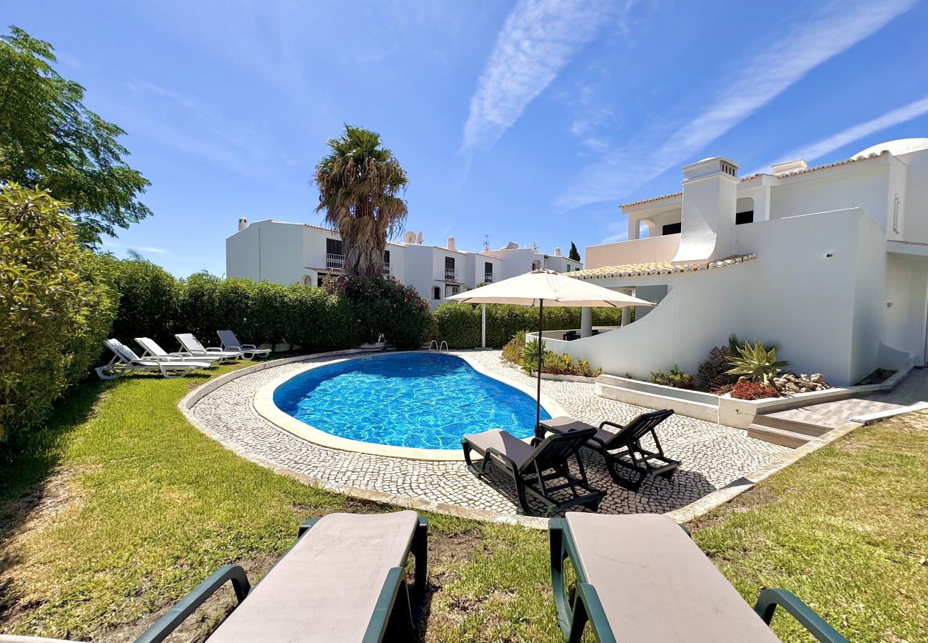 Apartamento em Albufeira - ALBUFEIRA SUMMER VILLA 3 WITH POOL by HOMING