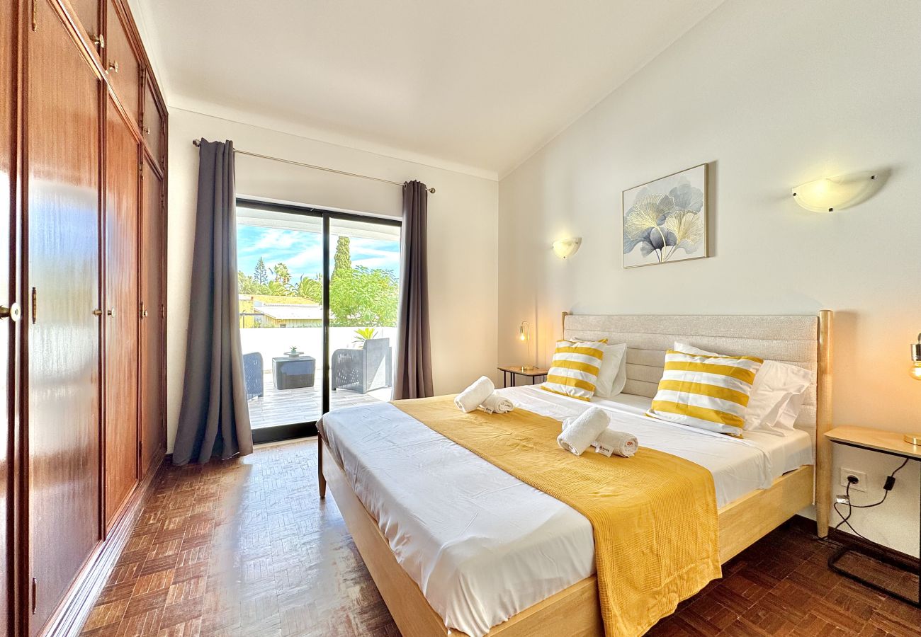 Apartamento em Albufeira - ALBUFEIRA SUMMER VILLA 3 WITH POOL by HOMING