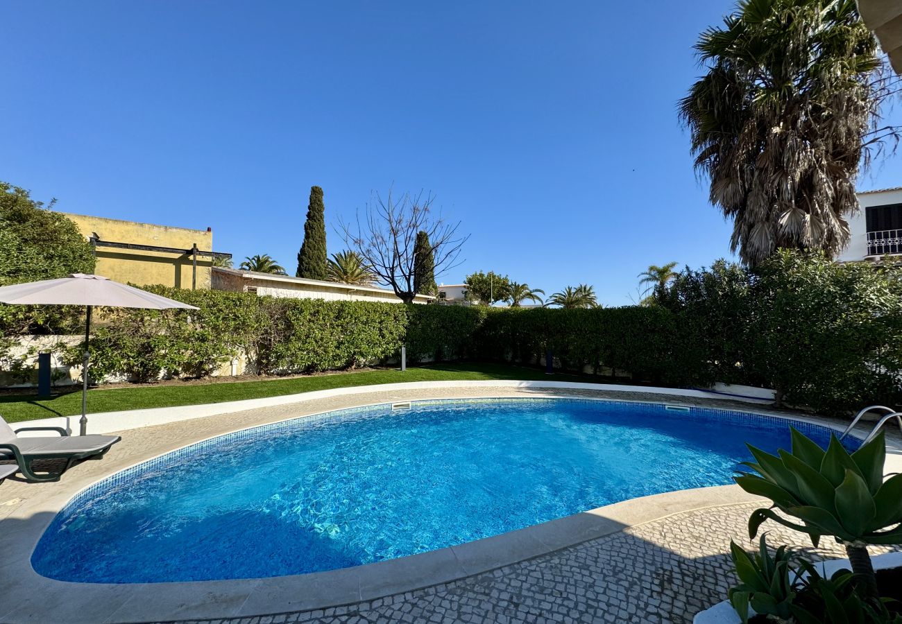 Villa em Albufeira - ALBUFEIRA SUMMER VILLA 3 WITH POOL by HOMING