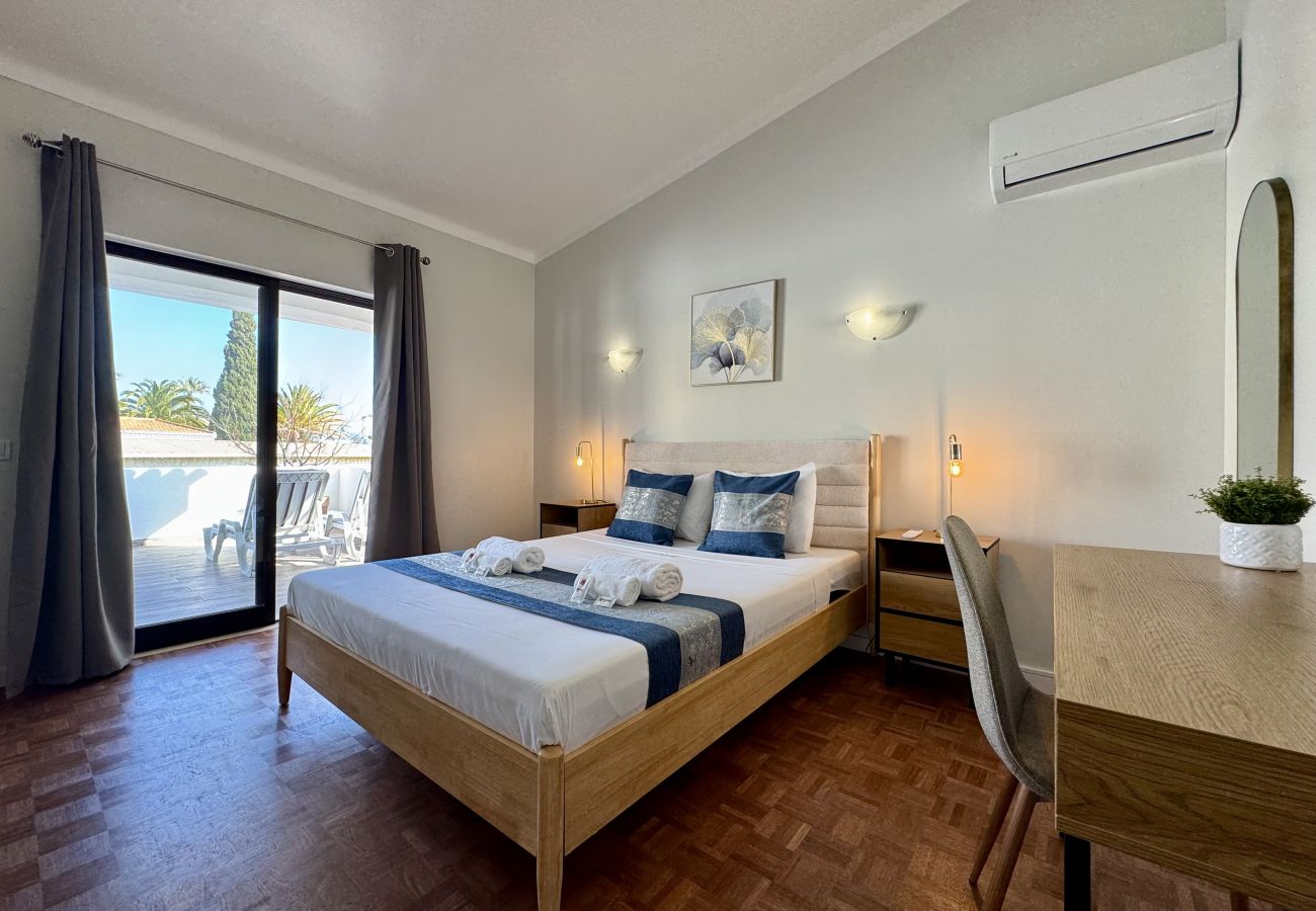 Villa em Albufeira - ALBUFEIRA SUMMER VILLA 3 WITH POOL by HOMING