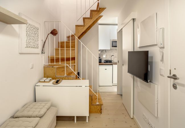 Apartamento em Lisboa - DOWNTOWN MODERN APARTMENTS WITH BALCONY by Homing Apartamento em Lisboa - DOWNTOWN MODERN APARTMENTS WITH BALCONY by Homing