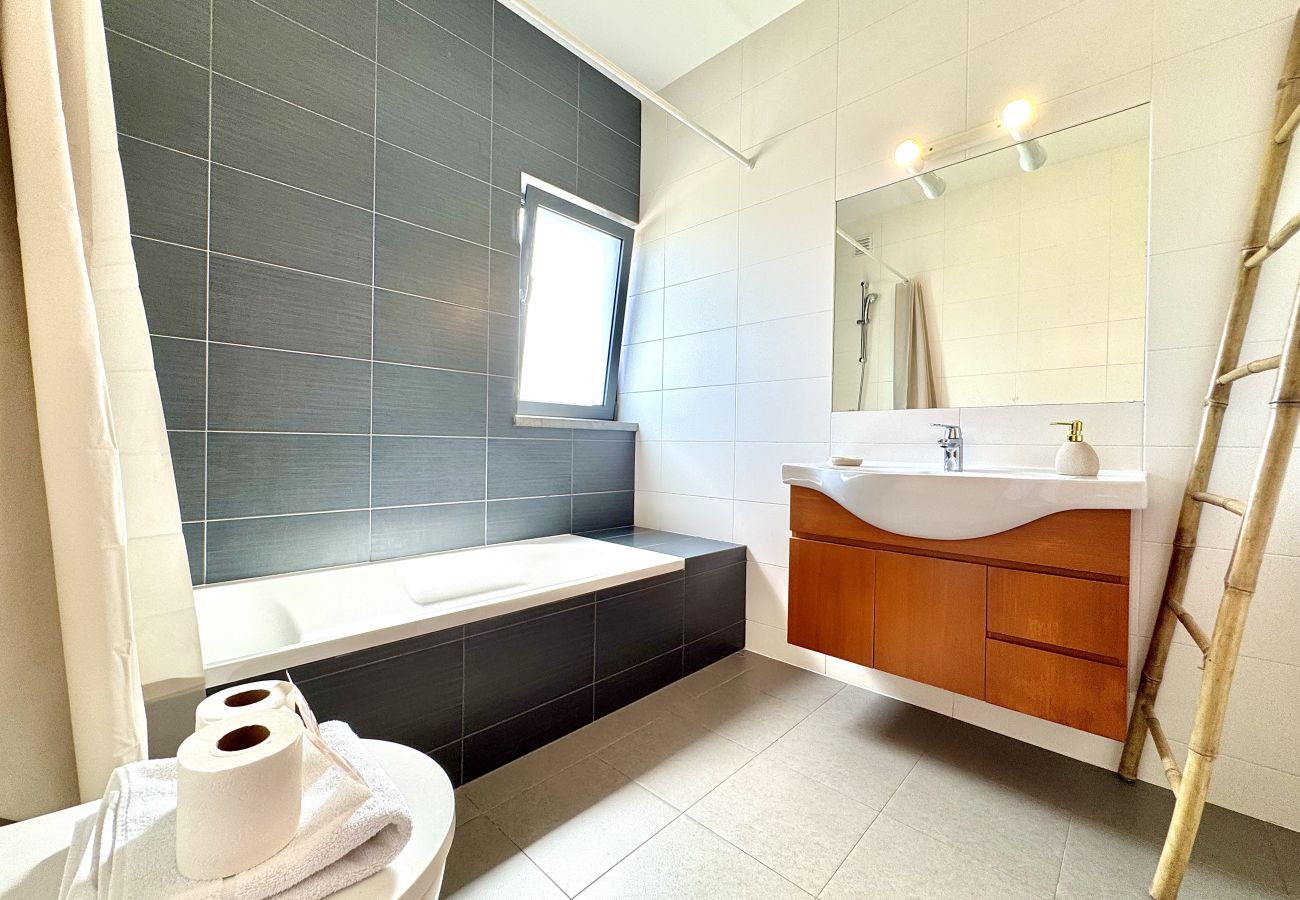 Apartamento em Pêra - PÊRA SECRET GARDEN 2 WITH POOL by HOMING