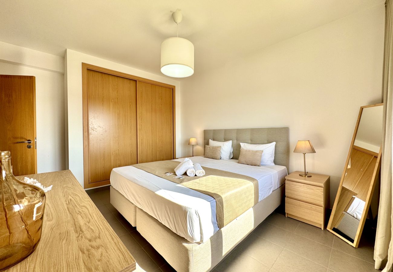 Apartamento em Pêra - PÊRA SEA VIEW WITH POOL by HOMING