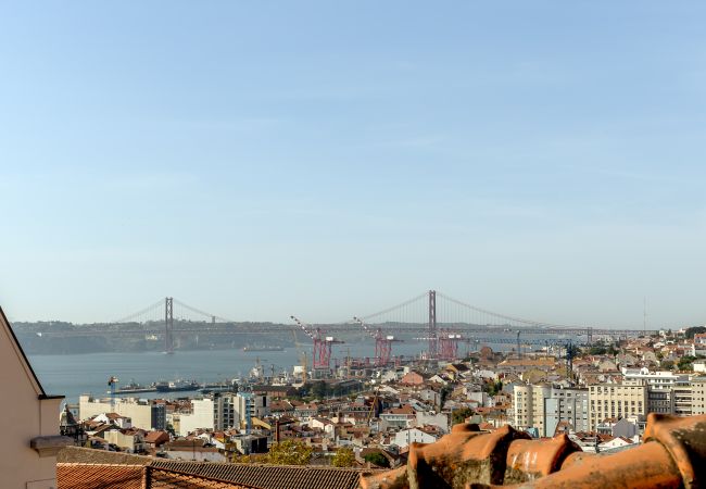 Apartamento em Lisboa - BAIRRO ALTO GARDEN WITH A VIEW II by Homing Apartamento em Lisboa - BAIRRO ALTO GARDEN WITH A VIEW II by Homing