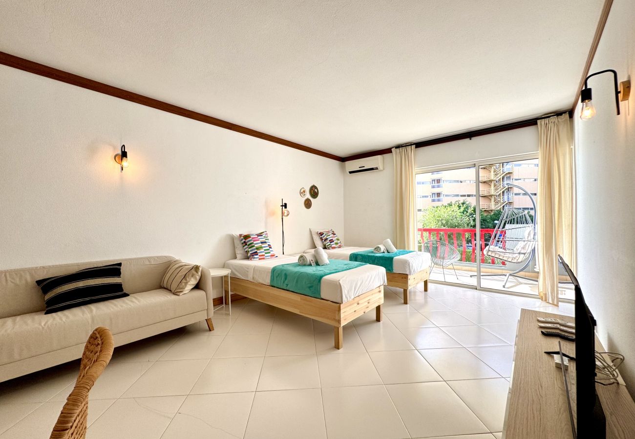 Apartamento em Vilamoura - VILAMOURA MARINA BEACH WITH POOL by HOMING