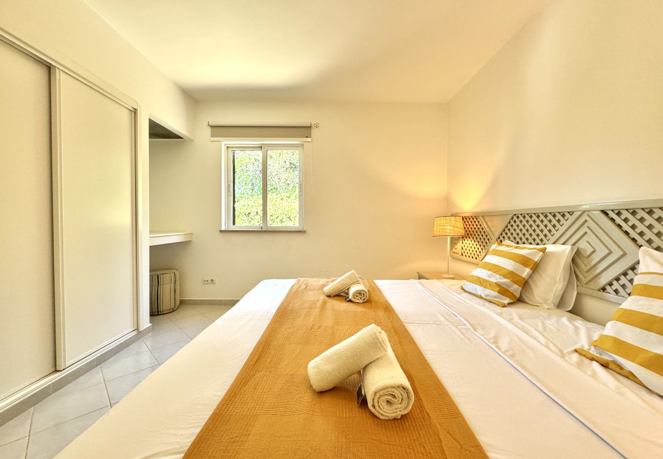 Apartamento em Albufeira - ALBUFEIRA BALAIA GOLF VILAGE 8 WITH POOL by Homing