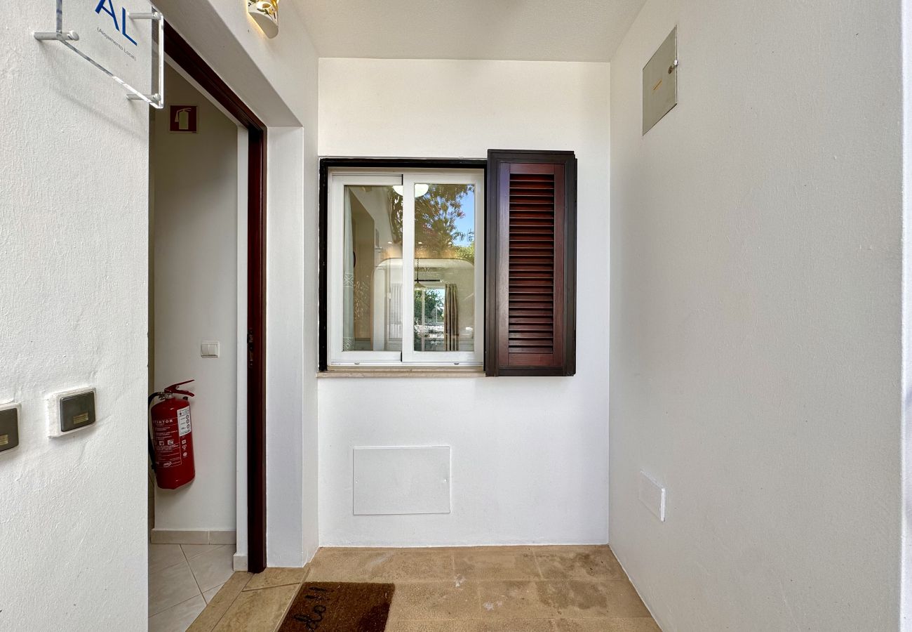 Apartamento em Albufeira - ALBUFEIRA BALAIA GOLF VILAGE 8 WITH POOL by Homing