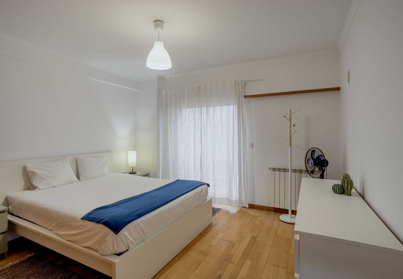 Apartamento em Carcavelos - CARCAVELOS BRIGHT & MODERN APARTMENT by Homing