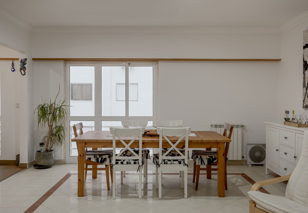 Apartamento em Carcavelos - CARCAVELOS BRIGHT & MODERN APARTMENT by Homing