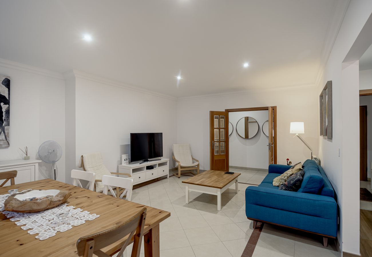 Apartamento em Carcavelos - CARCAVELOS BRIGHT & MODERN APARTMENT by Homing