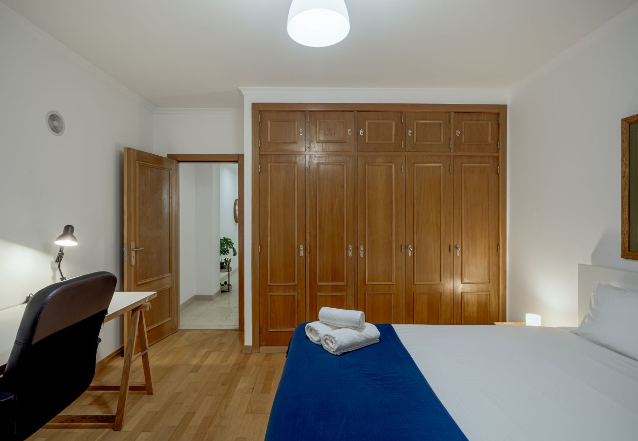 Apartamento em Carcavelos - CARCAVELOS BRIGHT & MODERN APARTMENT by Homing