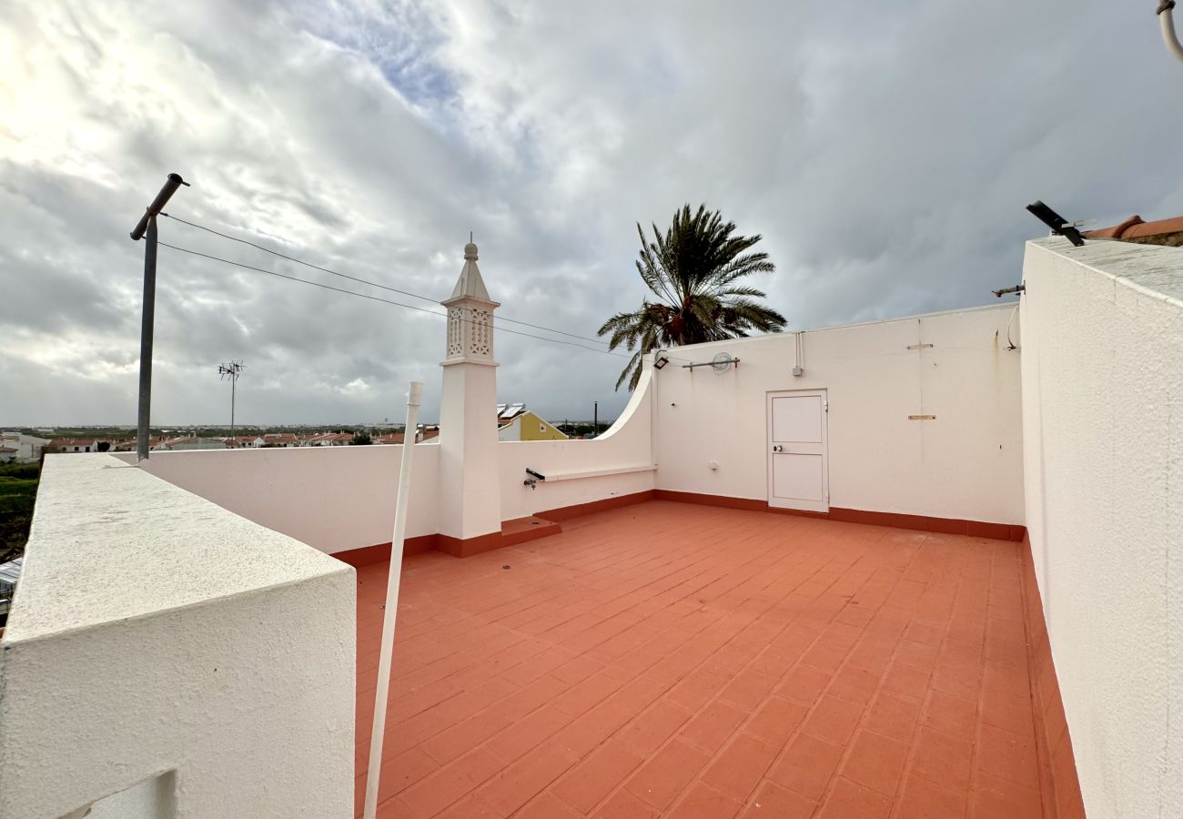 Apartamento em Altura - ALTURA TYPICAL HOUSE by HOMING