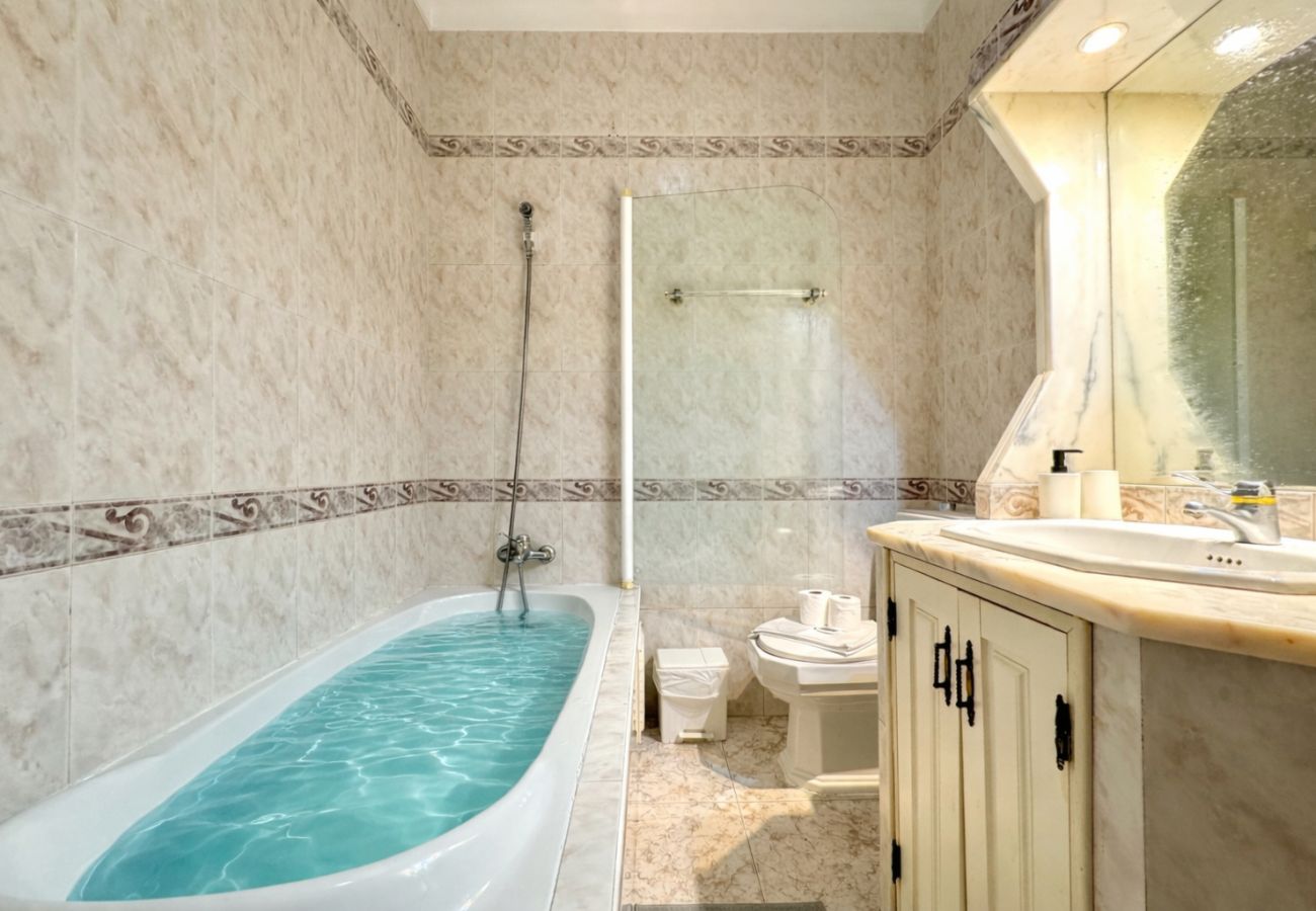 Apartamento em Altura - ALTURA TYPICAL HOUSE by HOMING