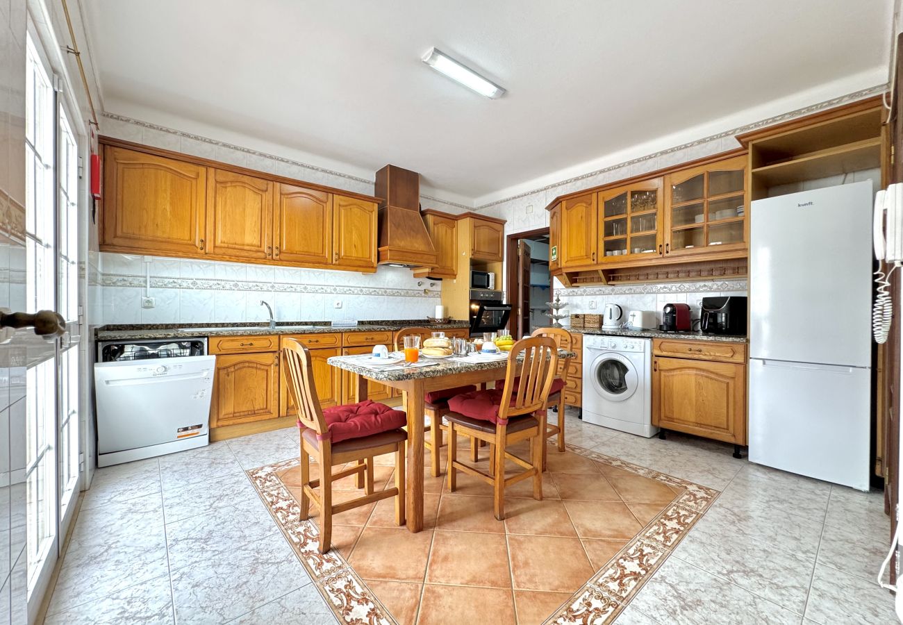 Apartamento em Altura - ALTURA TYPICAL HOUSE by HOMING