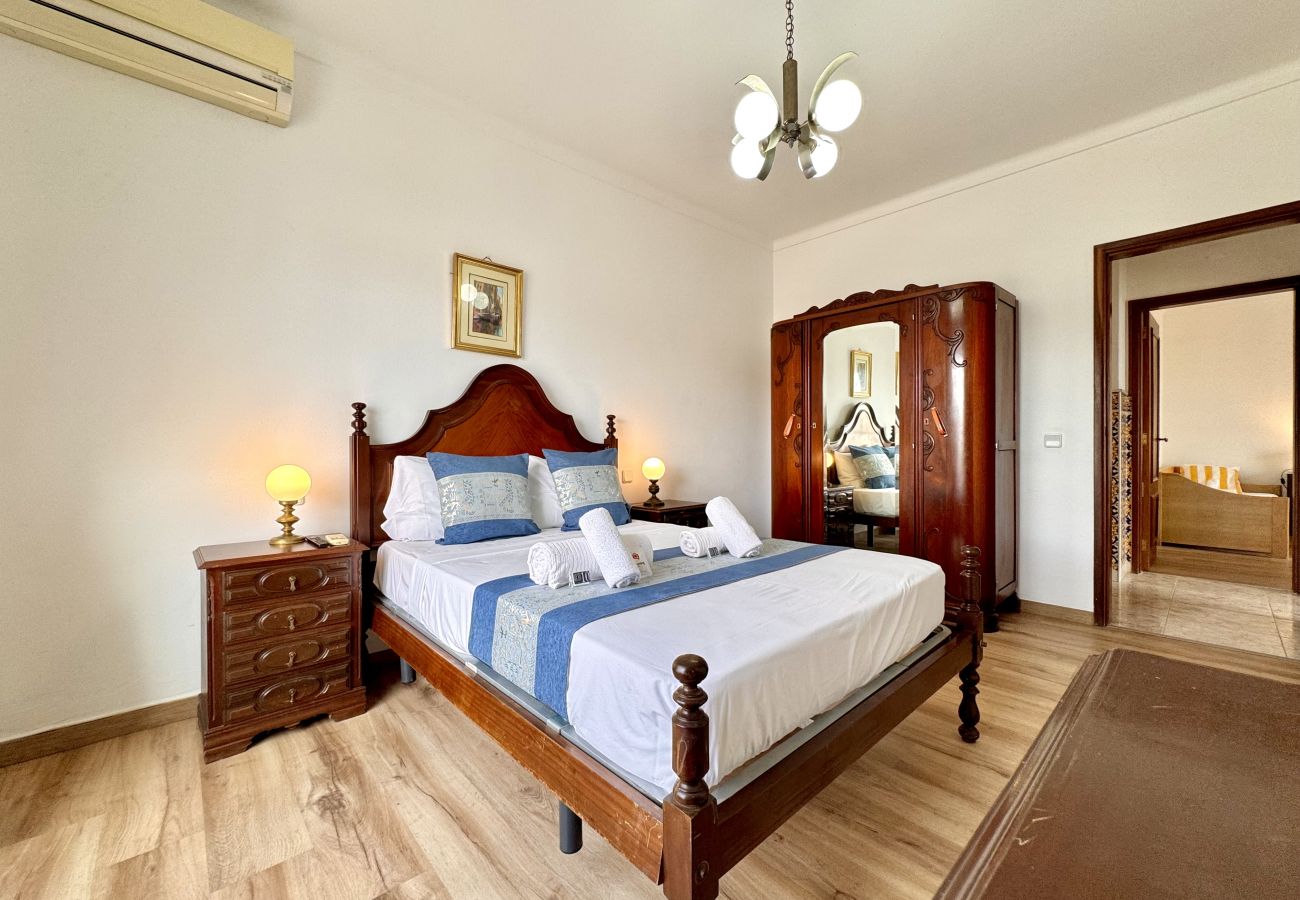 Apartamento em Altura - ALTURA TYPICAL HOUSE by HOMING