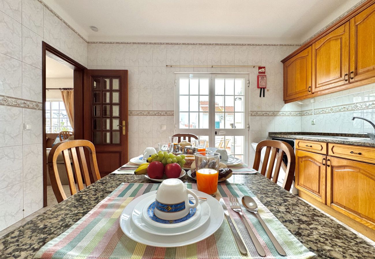 Apartamento em Altura - ALTURA TYPICAL HOUSE by HOMING