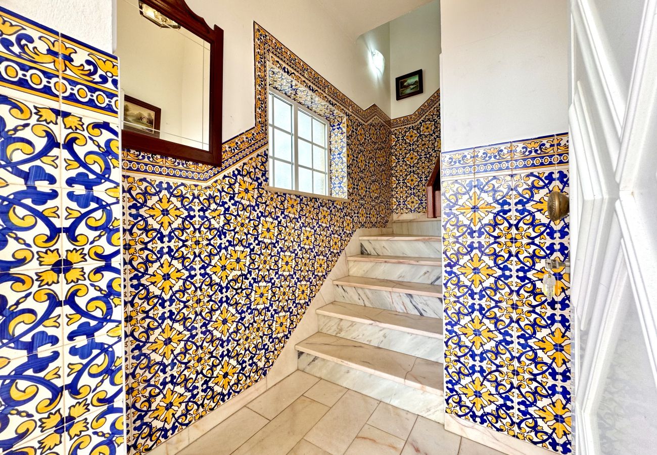 Apartamento em Altura - ALTURA TYPICAL HOUSE by HOMING