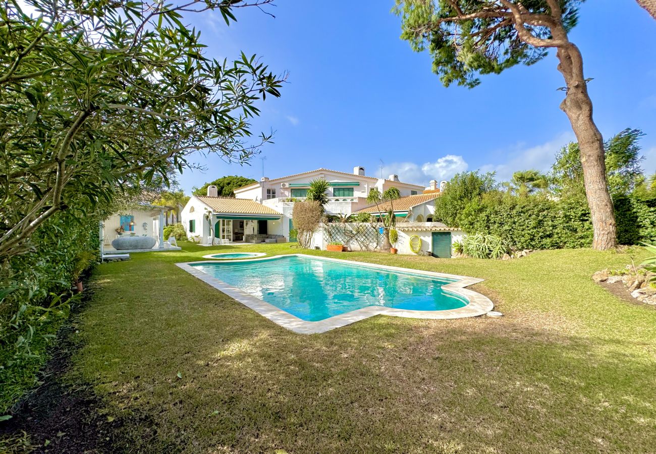 Apartamento em Vilamoura - VILAMOURA AMAZING VILLA 2 WITH POOL by HOMING