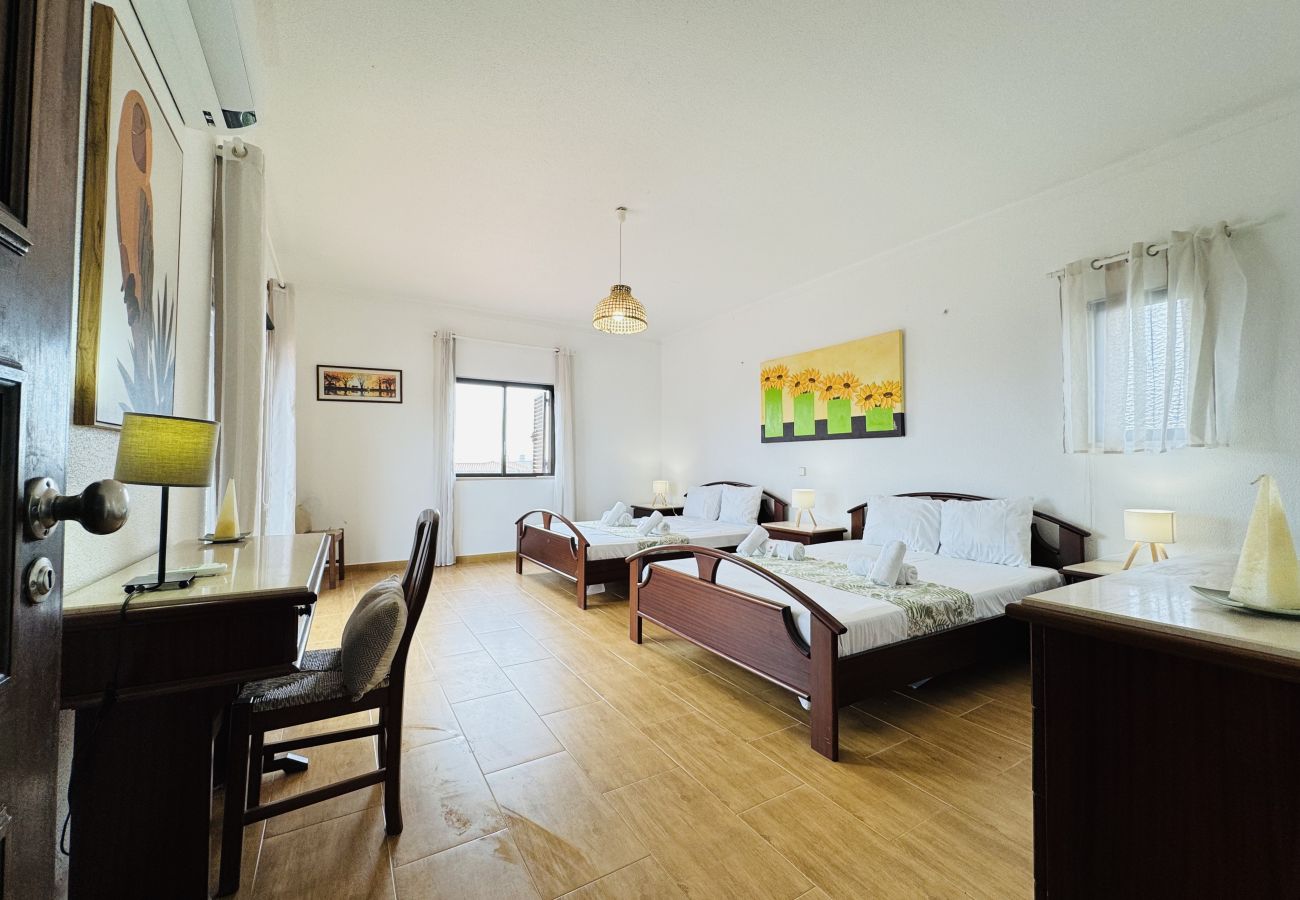 Apartamento em Vilamoura - VILAMOURA SUMMER VILLA 2 WITH POOL by HOMING