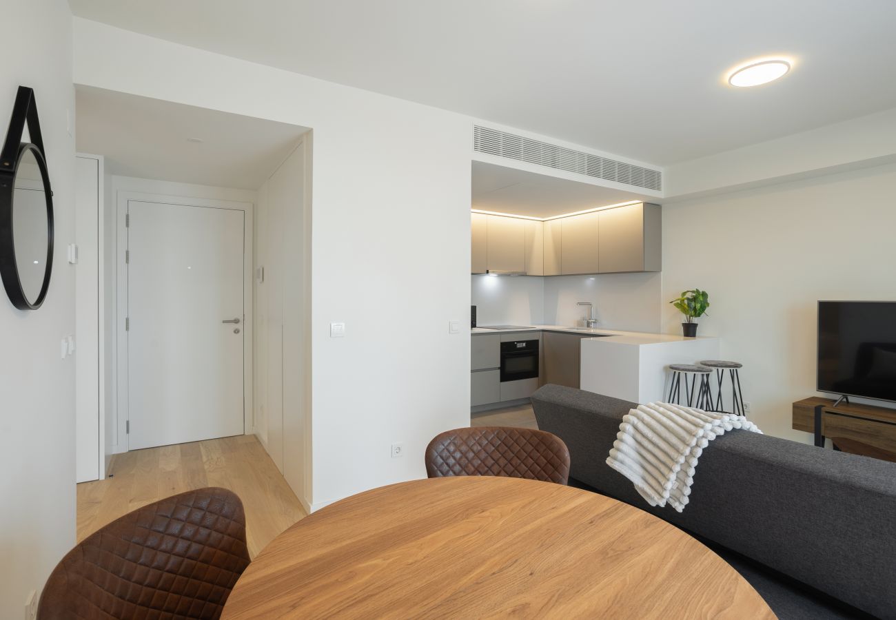 Apartamento em Lisboa - MODERN LISBON W/ BALCONY AND POOL by Homing