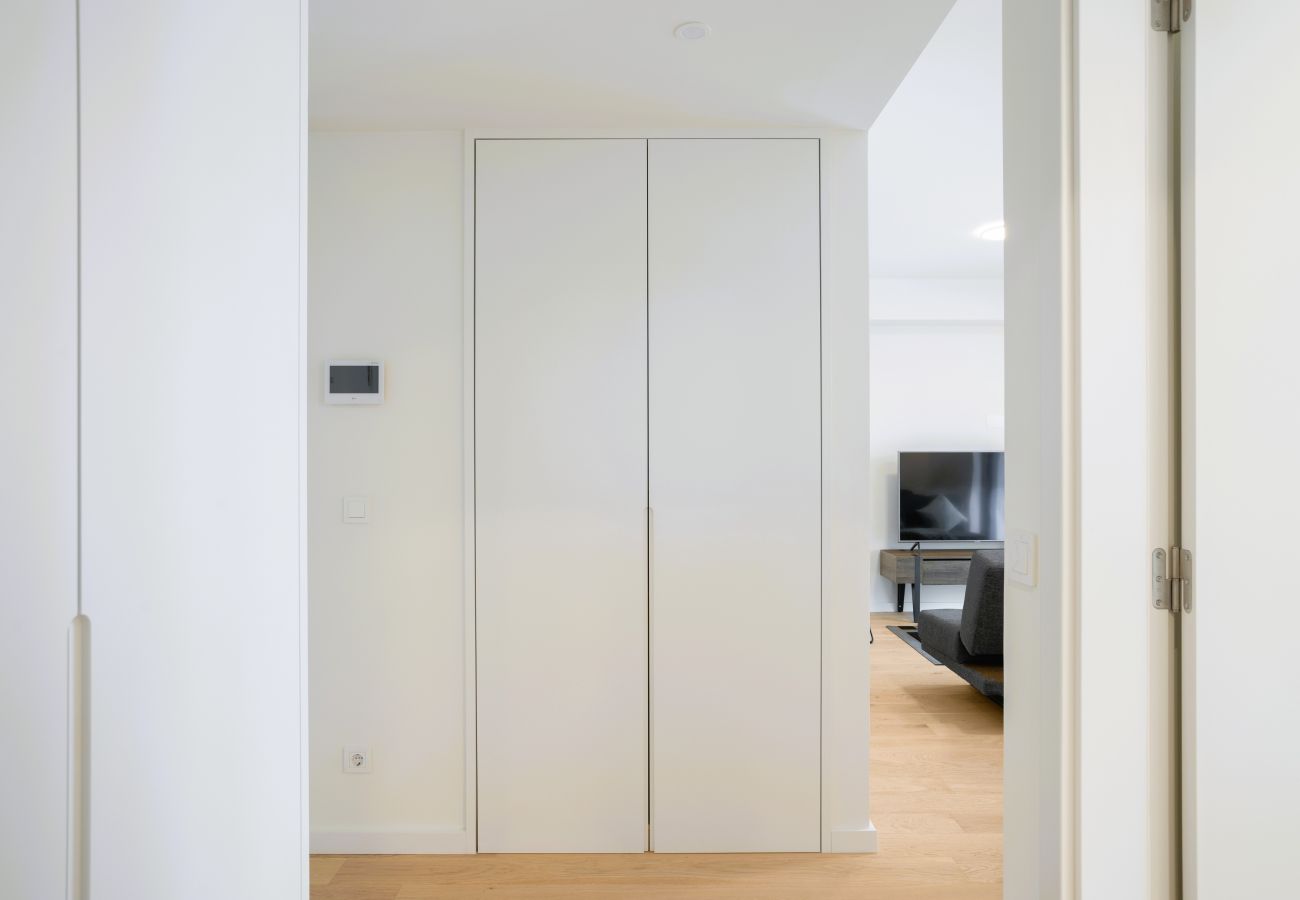 Apartamento em Lisboa - MODERN LISBON W/ BALCONY AND POOL by Homing