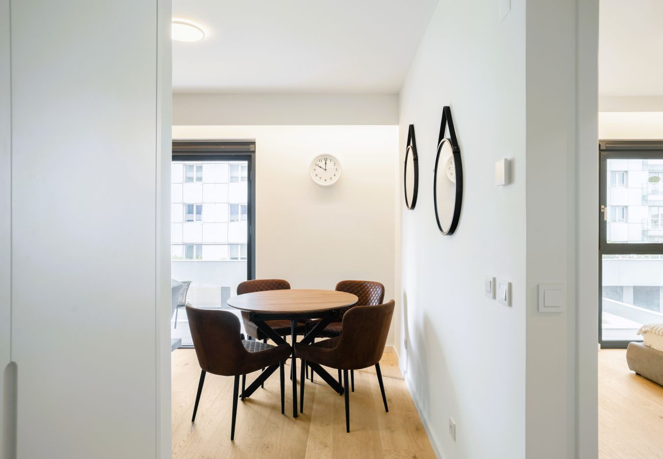 Apartamento em Lisboa - MODERN LISBON W/ BALCONY AND POOL by Homing