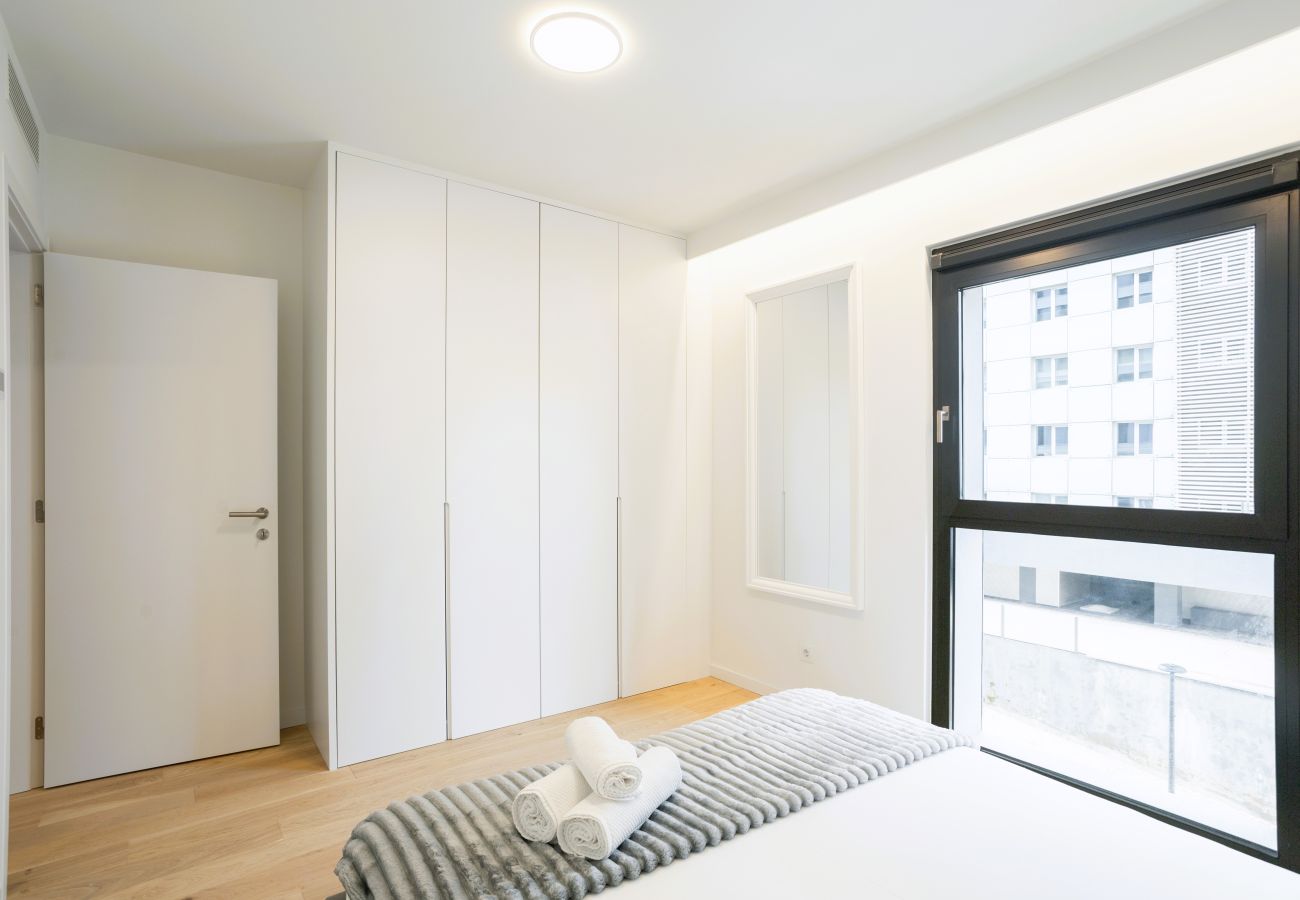 Apartamento em Lisboa - MODERN LISBON W/ BALCONY AND POOL by Homing