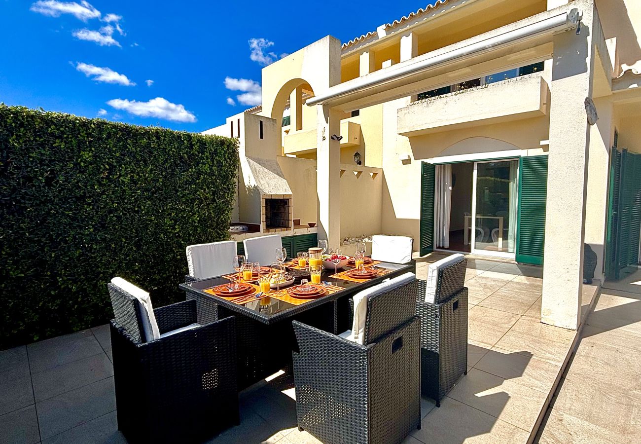 Apartamento em Vilamoura - VILAMOURA AMAZING GOLF VILLA 3 WITH POOL by HOMING
