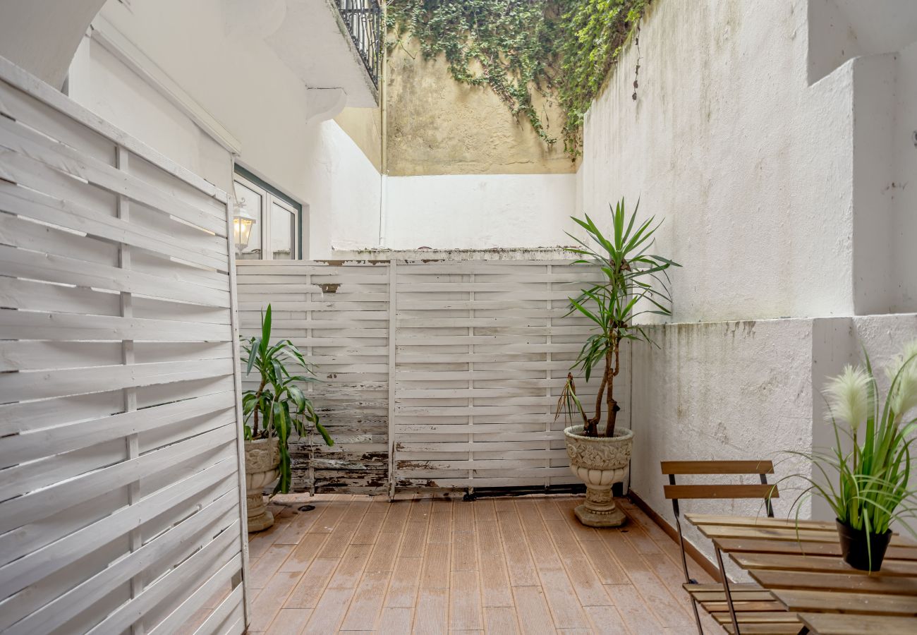 Quarto em Lisboa - BOAVISTA 130 STUDIOS I by Homing