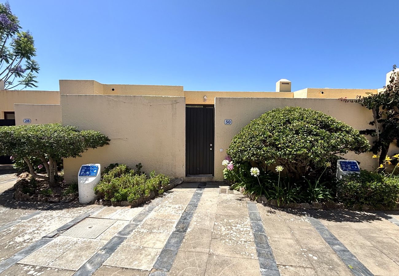 Apartamento em Vilamoura - VILAMOURA GOLF VILLA 4 WITH POOL by HOMING