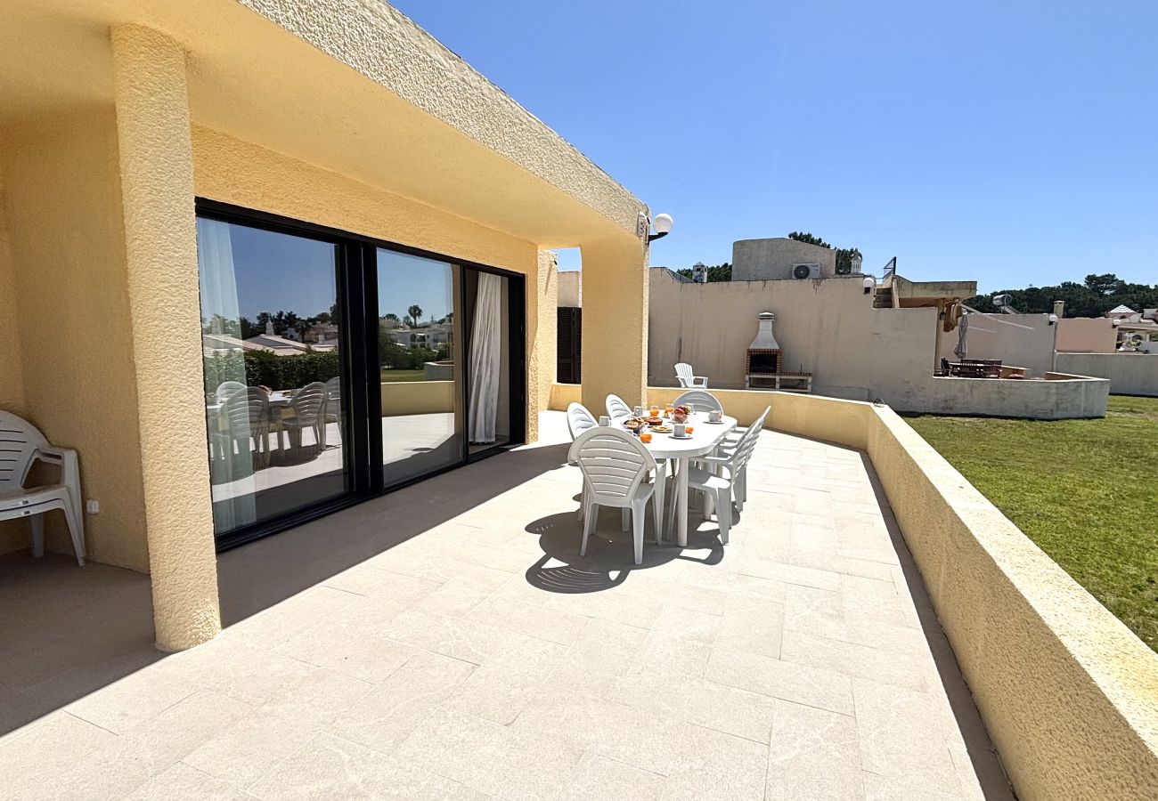 Apartamento em Vilamoura - VILAMOURA GOLF VILLA 4 WITH POOL by HOMING