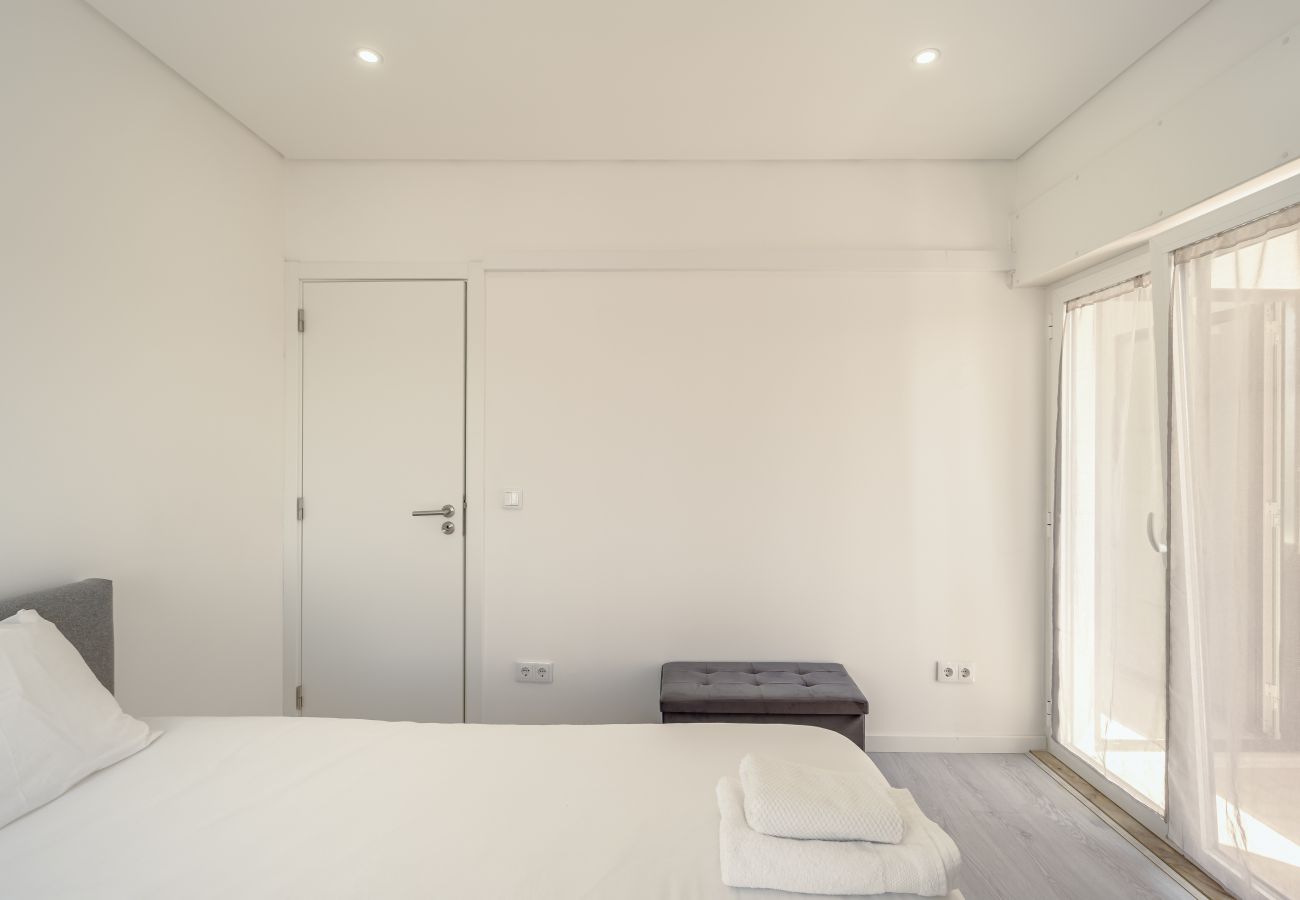 Apartamento em Charneca de Caparica - CAPARICA SUNNY APARTMENT by Homing