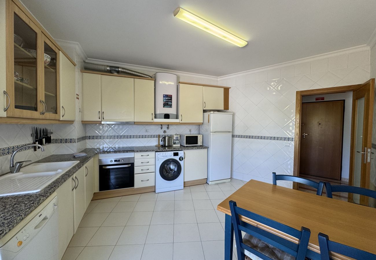 Apartamento em Vilamoura - VILAMOURA TYPICAL 5 WITH POOL by HOMING