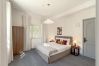 Quarto em Lisboa - ATLANTIC HOUSE 201 by Homing