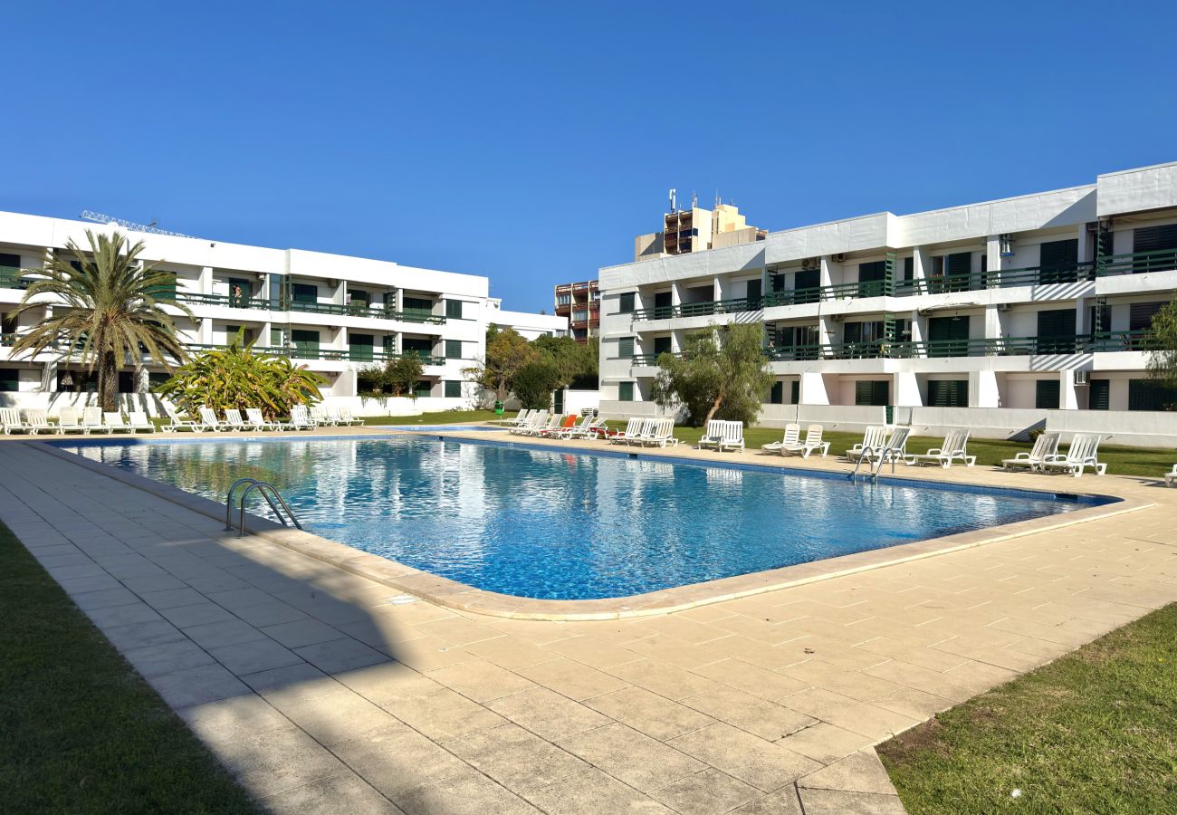 Apartamento em Vilamoura - VILAMOURA DOWNTOWN 3 WITH POOL by HOMING