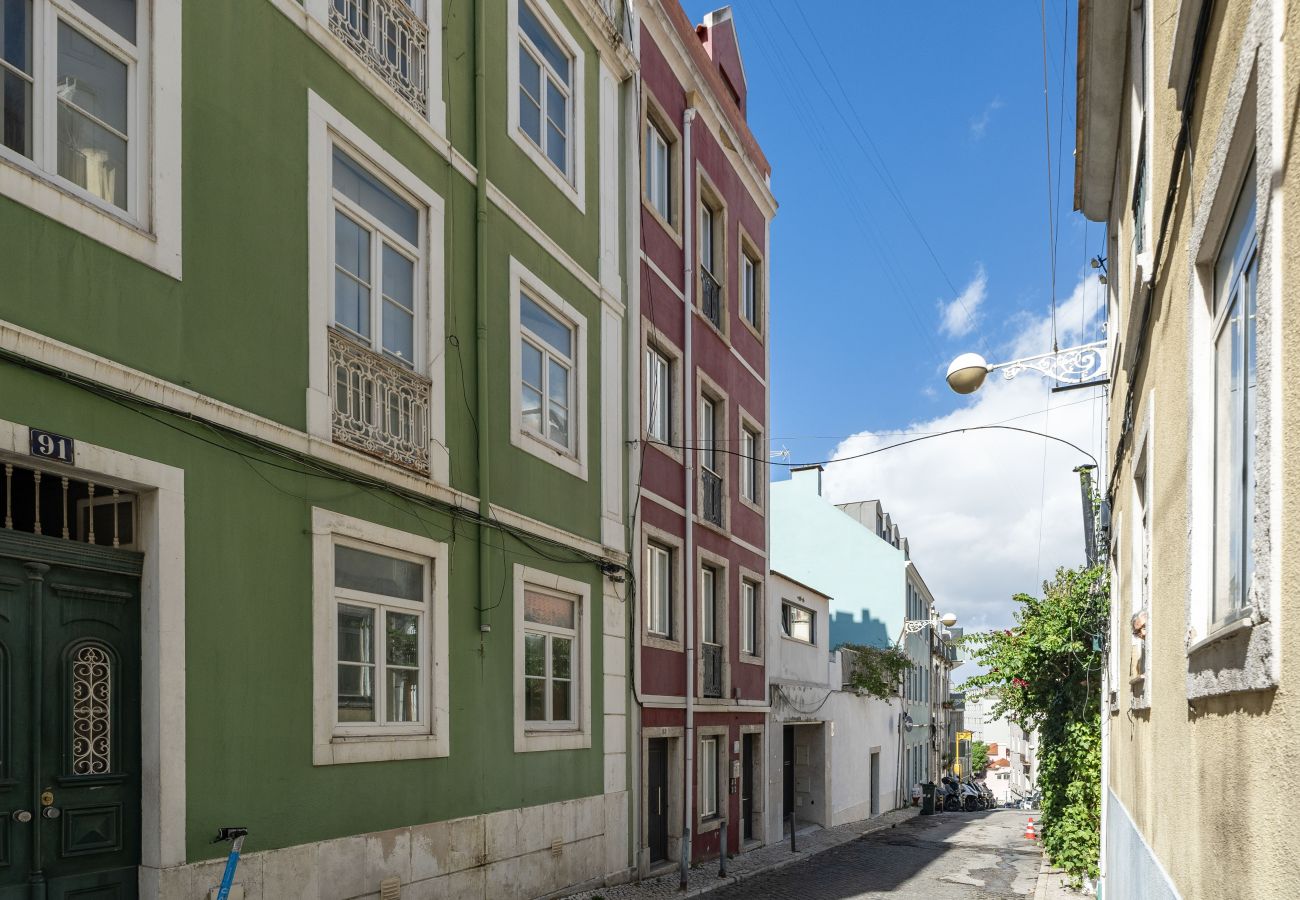 Estúdio em Lisboa - LAPA RIVERSIDE STUDIOS IV by Homing