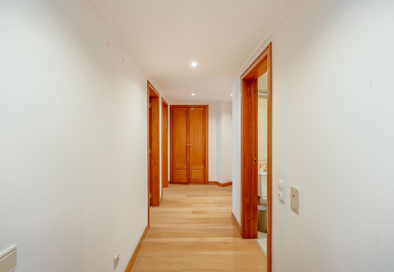 Apartamento em Lisboa - LARANJEIRAS GRAND APARTEMENT WITH PARKING by Homin