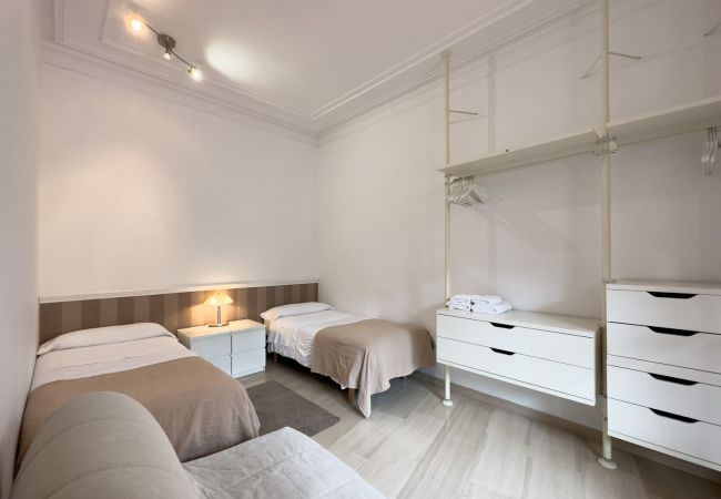 Apartment in Barcelona - PASSEIG DE GRACIA, with large terrace Apartment in Barcelona - PASSEIG DE GRACIA, with large terrace