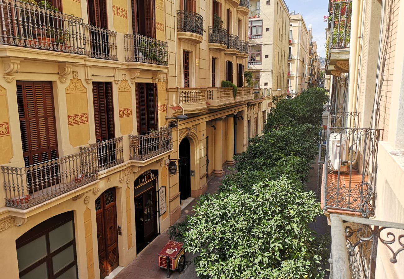 Apartment in Barcelona - GRACIA DREAM, stylish, cozy, central