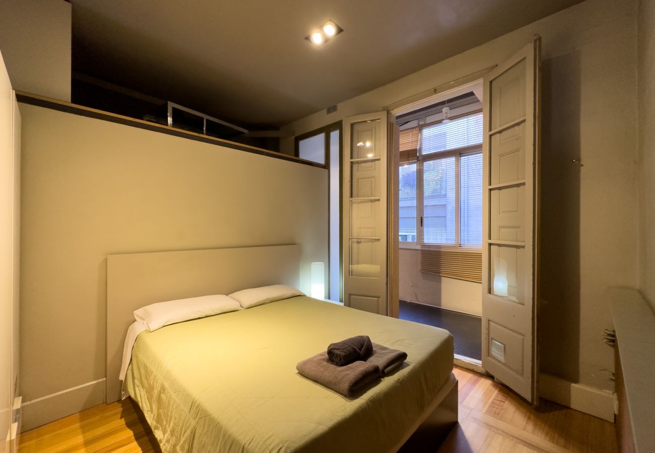 Apartment in Barcelona - GRACIA DREAM, stylish, cozy, central