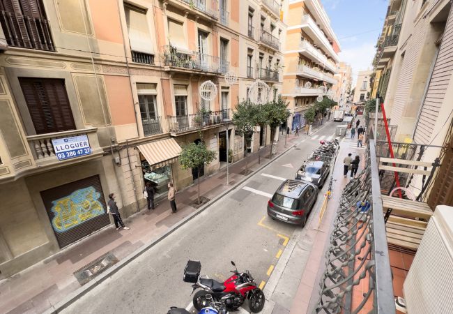 Apartment in Barcelona - GRACIA BONAVISTA, spacious and with balcony Apartment in Barcelona - GRACIA BONAVISTA, spacious and with balcony